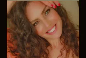 דפנה שחר רקדנית בטן