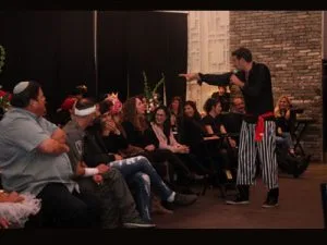 לצחוק פי שניים - הפעלות מצחיקות למבוגרים - משחקי חברה למבוגרים