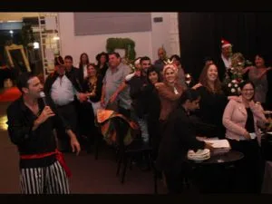 לצחוק פי שניים - מפעיל למבוגרים - משחקי חברה למבוגרים