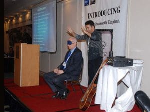 אסף ניסים - אמן חושים למסיבת פרישה