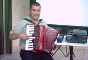 אקורדיוניסט - דובי מורגנשטרן 