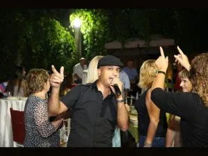 גילי גלעד - זמר מזרחי לבת מצווה