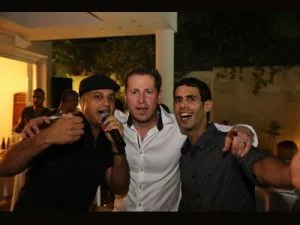 גילי גלעד - זמר מזרחי לחתונות