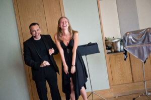 ויטלי אמן חושים מצחיק לערב נשים, מסיבת רווקות, יום האישה הבינלאומי, יום הולדת לנשים בלבד.