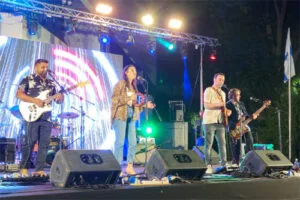 דאבל קאסט - להקת קאברים לחתונה מומלצת לאירועים - וועדי עובדים - בר/בר מצווה - אירועים לארגונים גדולים