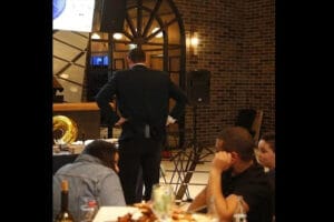 אילון אמן חושים לערב גיבוש לעובדים - אירועים פרטיים