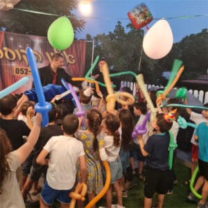 אילון הקוסם - קוסם לילדים - מופע מצחיק לילדים בימי הולדת