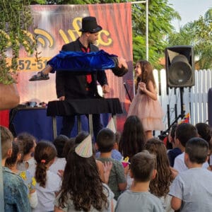 אילון הקוסם - קוסם ליום הולדת לילדים ונוער - מופע מצחיק לילדים