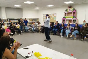 פעילות גיבוש לחברות עסקים - "הולכים על זה" - בהנחיית שגיא לוי