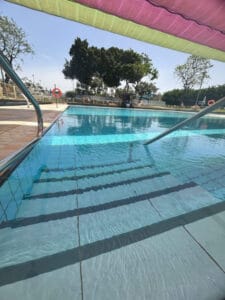 בריכת מיטל - מקום עם בריכה לאירוע חברה - מסיבת פרישה ואירוע פרטי - אור יהודה